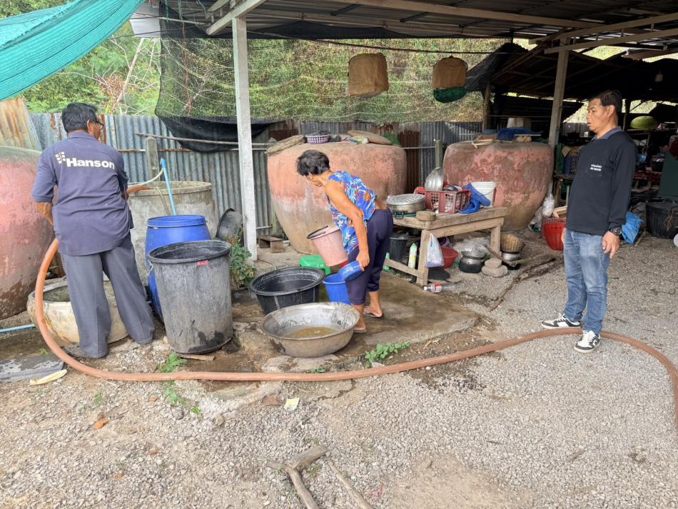 อบต.วังบาล ออกให้บริการสาธารณะส่งน้ำอุปโภคบริโภคในพื้นที่หมู่ที่ 12