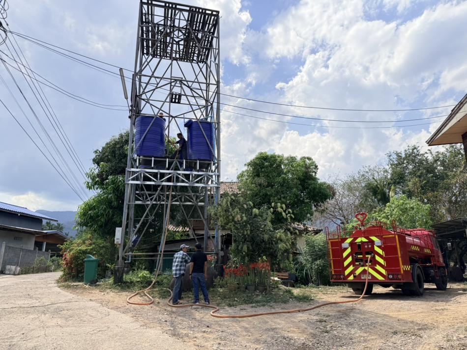 อบต.วังบาล ออกให้บริการสาธารณะส่งน้ำอุปโภคบริโภคในพื้นที่หมู่ที่ 12