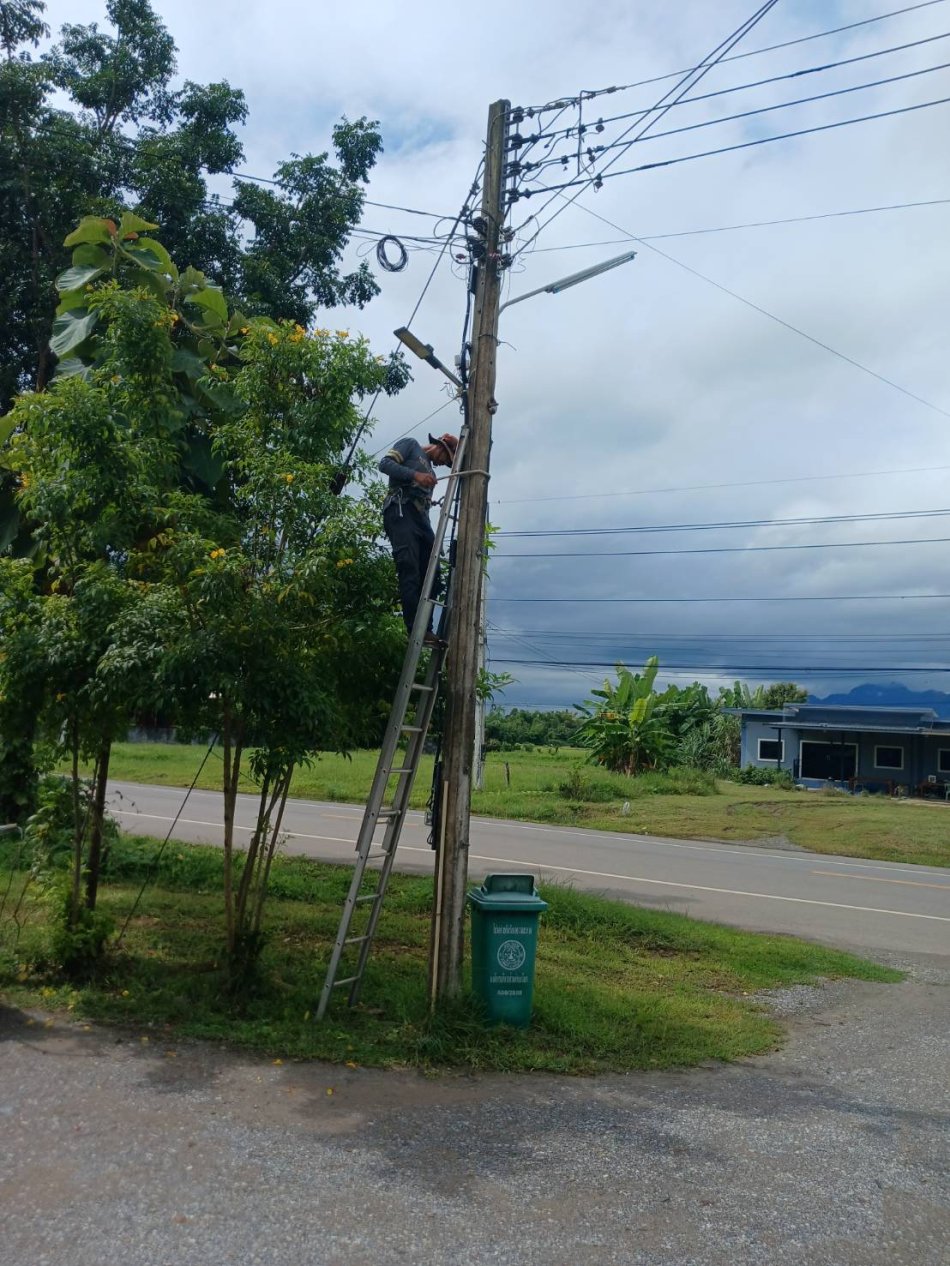 ซ่อมไฟส่องสว่างหมู่ที่ 3, หมู่ที่ 4 และ หมู่ที่ 8