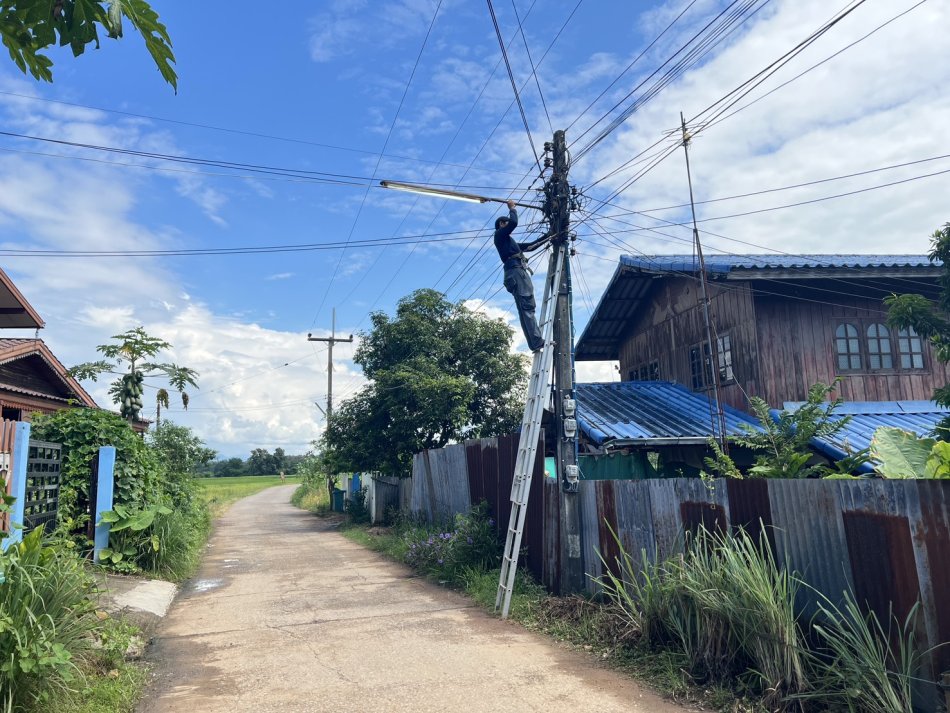 ซ่อมไฟส่องสว่างหมู่ที่ 5, 7, 10 และ 15