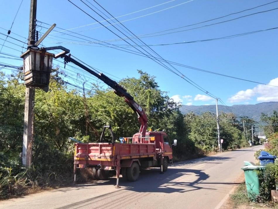 ซ่อมไฟส่องสว่างหมู่ที่ 10